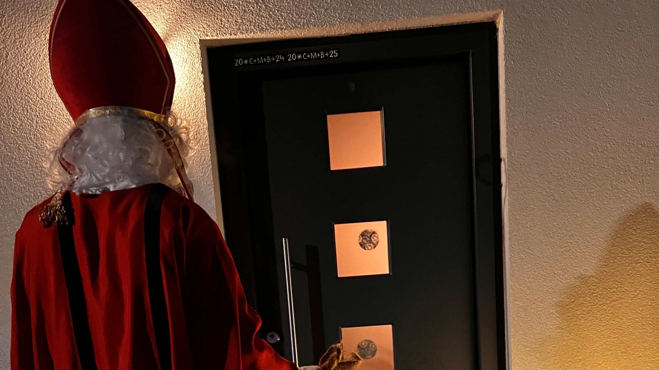 PRKH Nikolaus an einer Hastür2